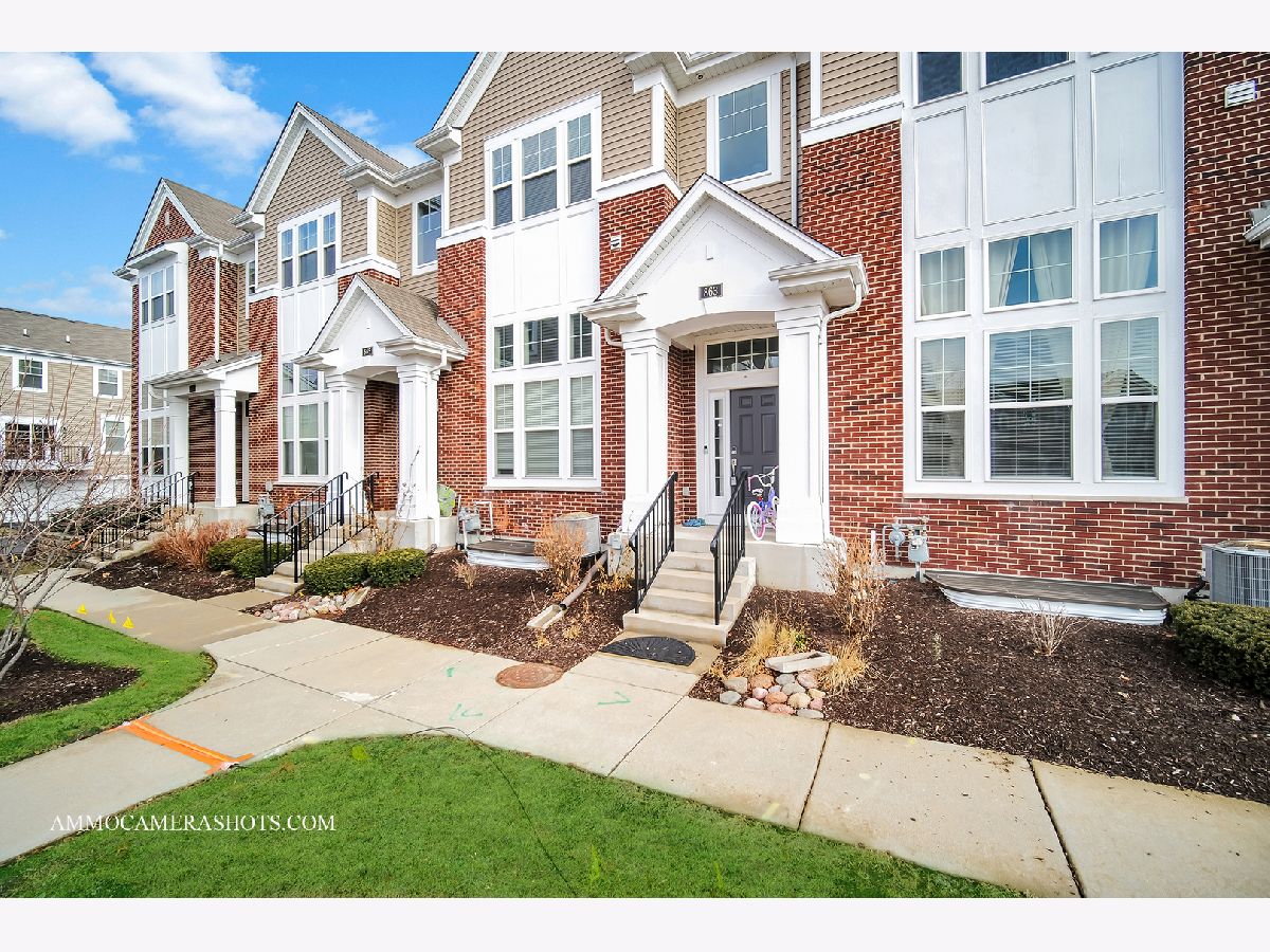 Townhomes & Condos Sold Lehigh Station Aurora Illinois, 863 Lewisburg
