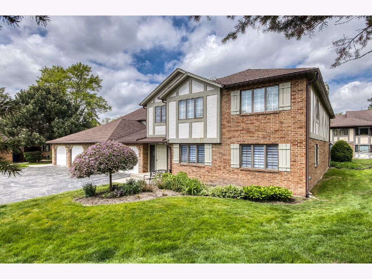 Condos & Townhomes Sold Oak Hills Country Club Palos Heights Illinois, 13206 Country Club