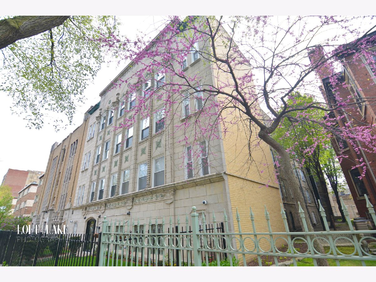  Rented Chicago Illinois, 6250 Winthrop