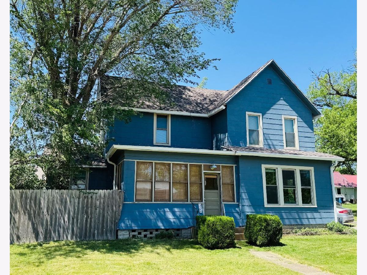  Sold Colfax Illinois, 204 Center