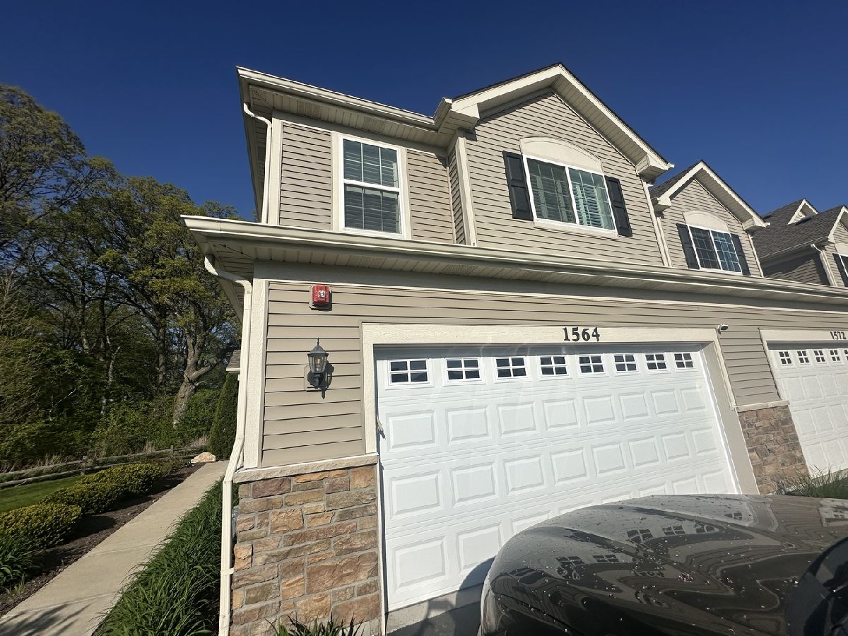 Condos & Townhomes Rented Prairie Commons Batavia Illinois, 1564 Wind Energy