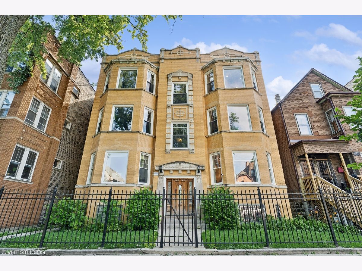 Condos & Townhomes & Homes Sold Logan Square Chicago Illinois, 2441 Sawyer