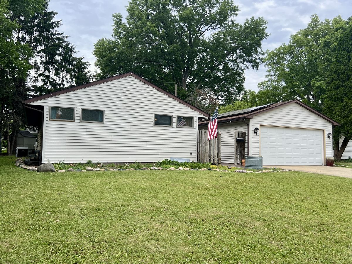 Homes Sold Sunnycrest Urbana Illinois, 808 Burkwood