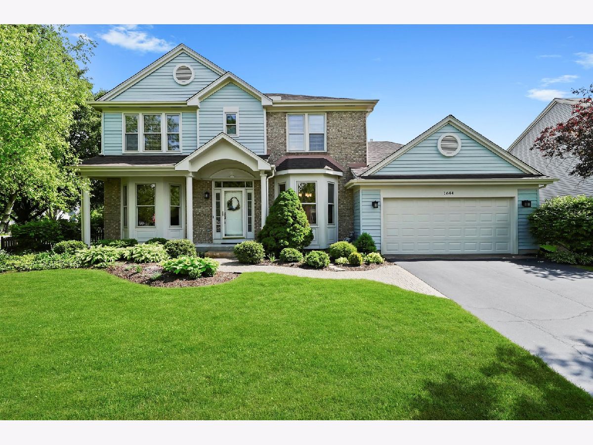 Homes Sold Woodscreek Crystal Lake Illinois, 1644 Lilac