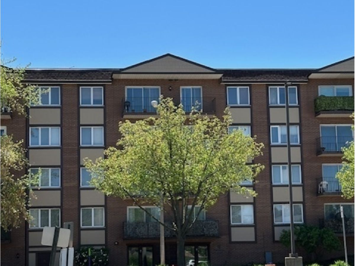 Rented Morton Grove Illinois, 5935 Lincoln