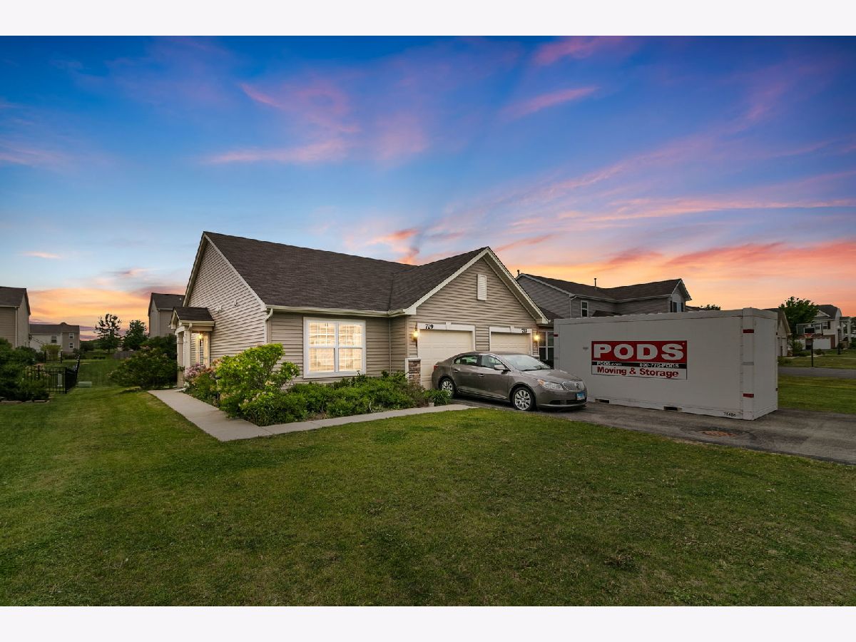 Townhomes & Condos & Homes Sold Torino At Tuscany Woods Hampshire Illinois, 729 Florence