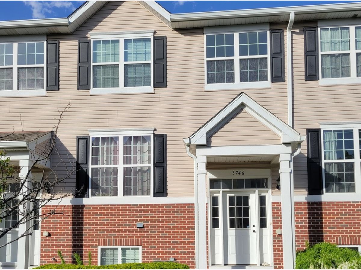  Rented Yorkville Illinois, 3746 Bailey