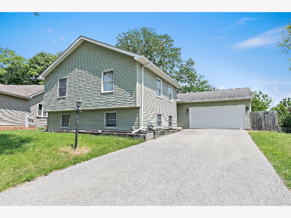 Homes Sold Autumn Chase Streamwood Illinois, 17 Autumn