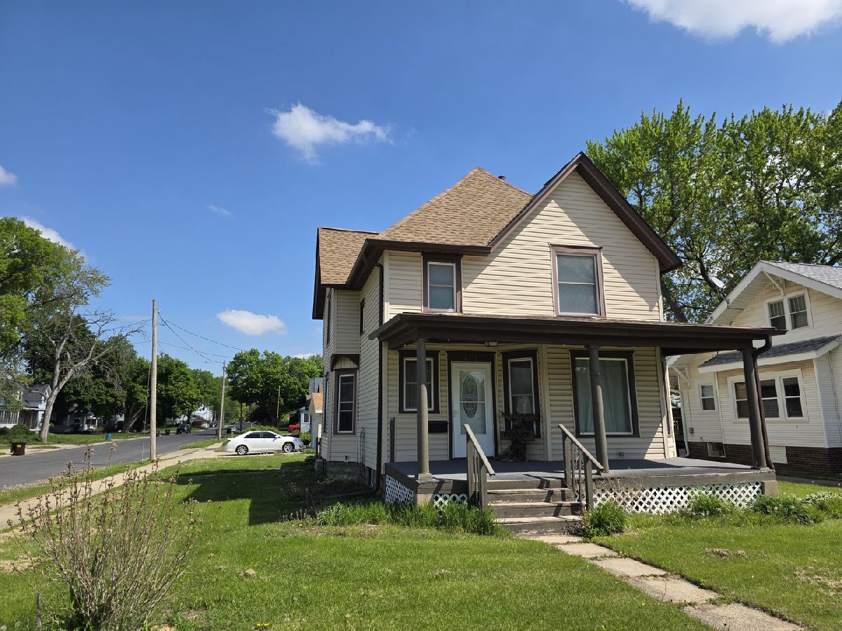  Sold Rock Falls Illinois, 401 Dixon