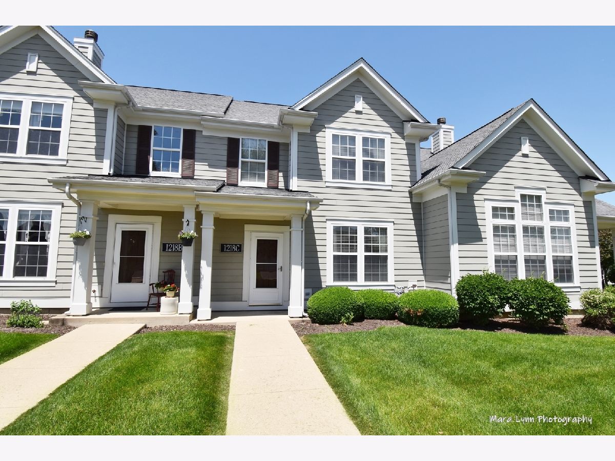  Sold Sugar Grove Illinois, 1218 Mariemont