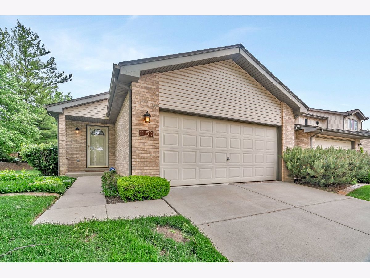 Townhomes Sold Shenandoah Townhomes Orland Park Illinois, 11150 Shenandoah