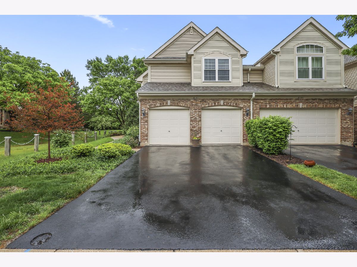 Townhomes Sold Hidden Lake Lisle Illinois, 6141 Dixon