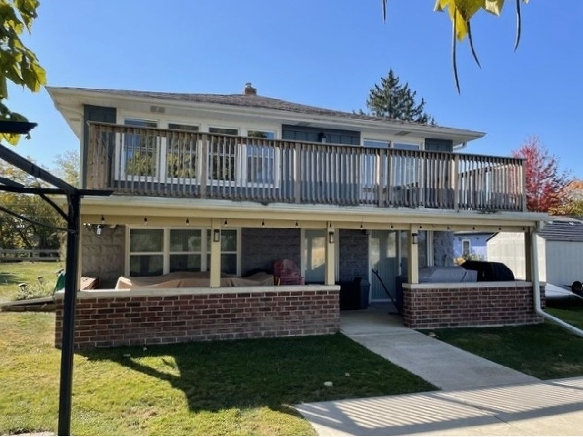  Rented Ingleside Illinois, 712 Fossil