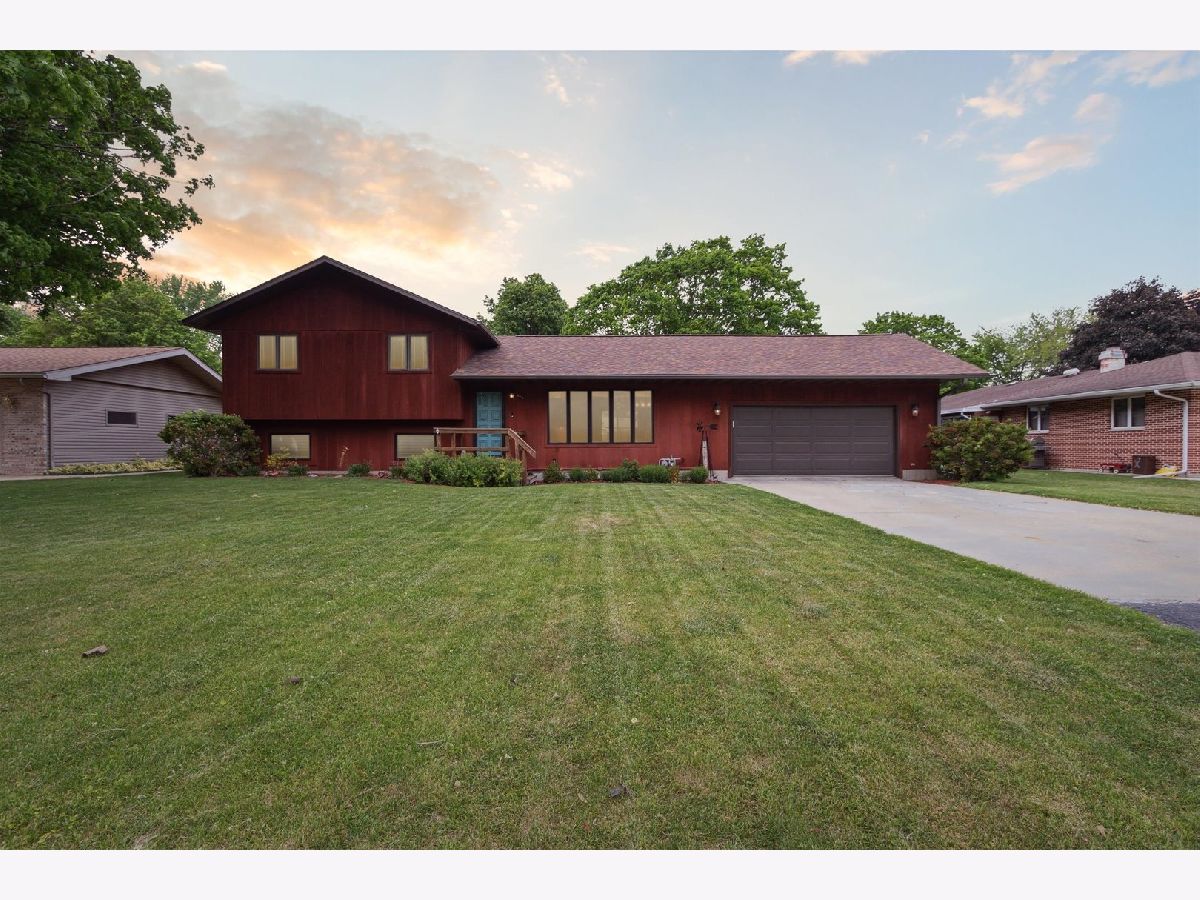  Sold Polo Illinois, 608 Webster