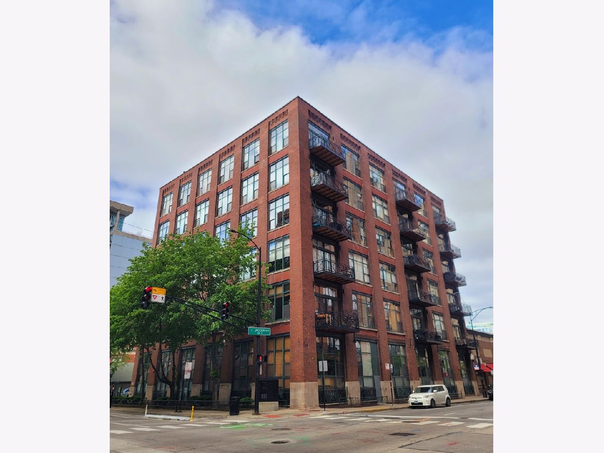  Sold Chicago Illinois, 701 Jackson