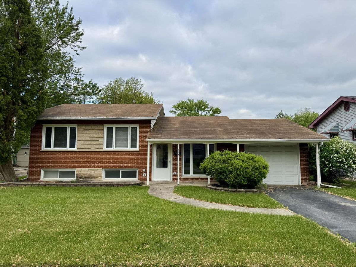  Sold Matteson Illinois, 824 Dartmouth