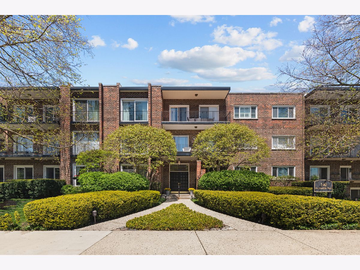  Sold Lake Forest Illinois, 140 Franklin