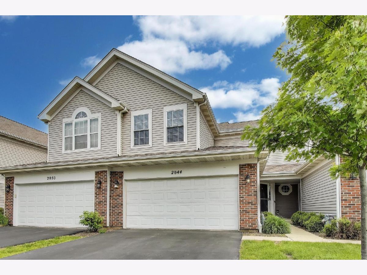  Rented Algonquin Illinois, 2044 Peach Tree