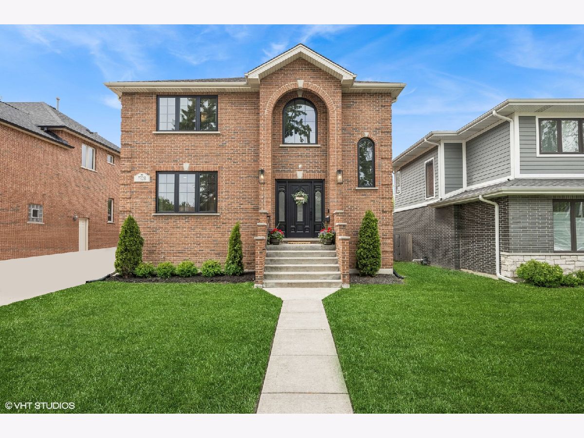  Sold Niles Illinois, 7928 Octavia
