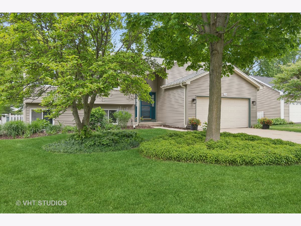 Homes Sold Trails Of Country Lakes Naperville Illinois, 6S024 Westwind