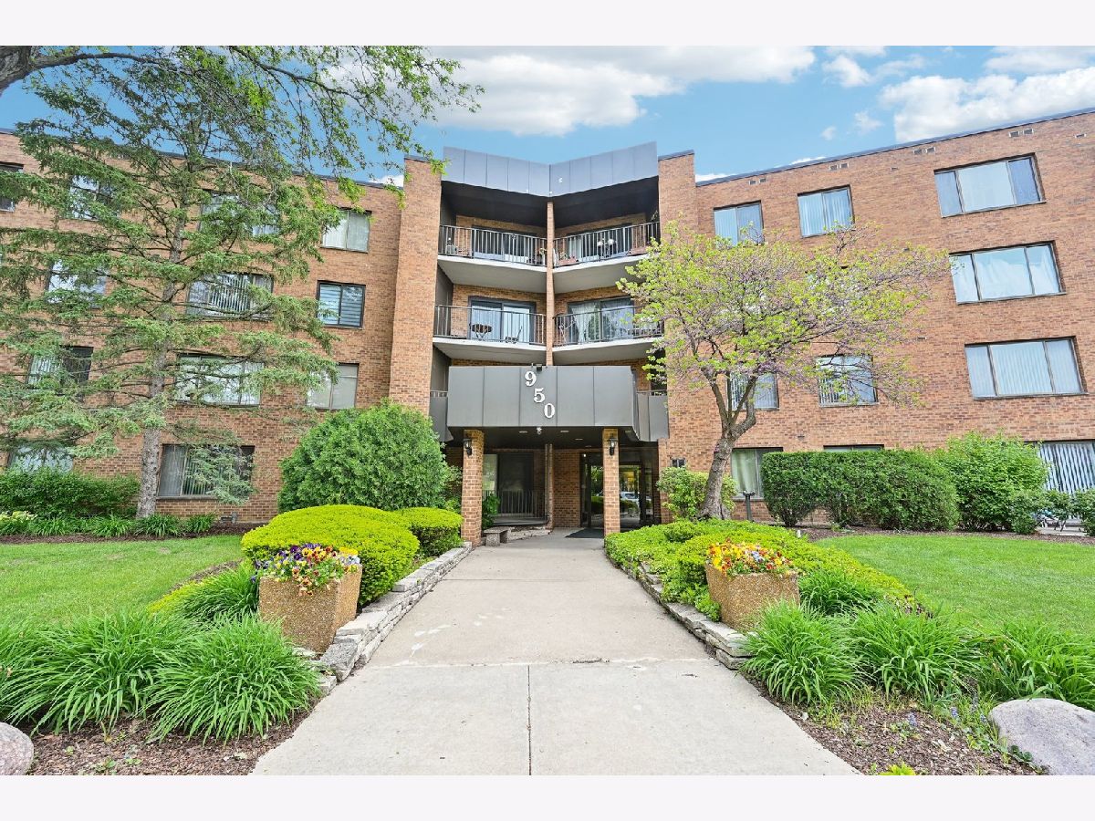 Condominiums Sold Willow Creek Palatine Illinois, 950 Wilmette