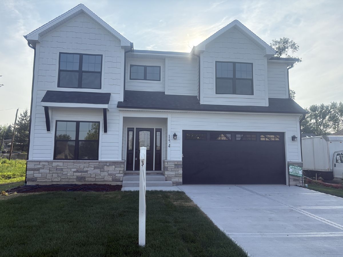 Homes For Sale Ethan Woods Wood Dale Illinois, 154 Pine Lane