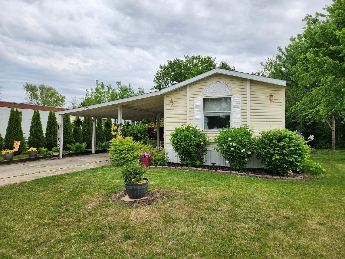 For Sale Rockford Illinois, 4776 Marble Manor