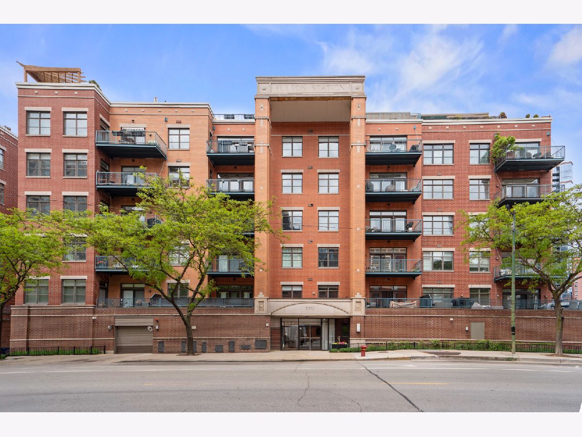 Condos & Townhomes Sold Fulton Station Chicago Illinois, 550 Fulton