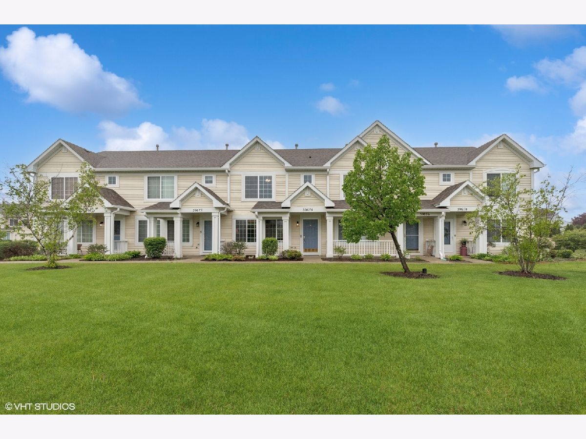  Sold Beach Park Illinois, 39674 Warren