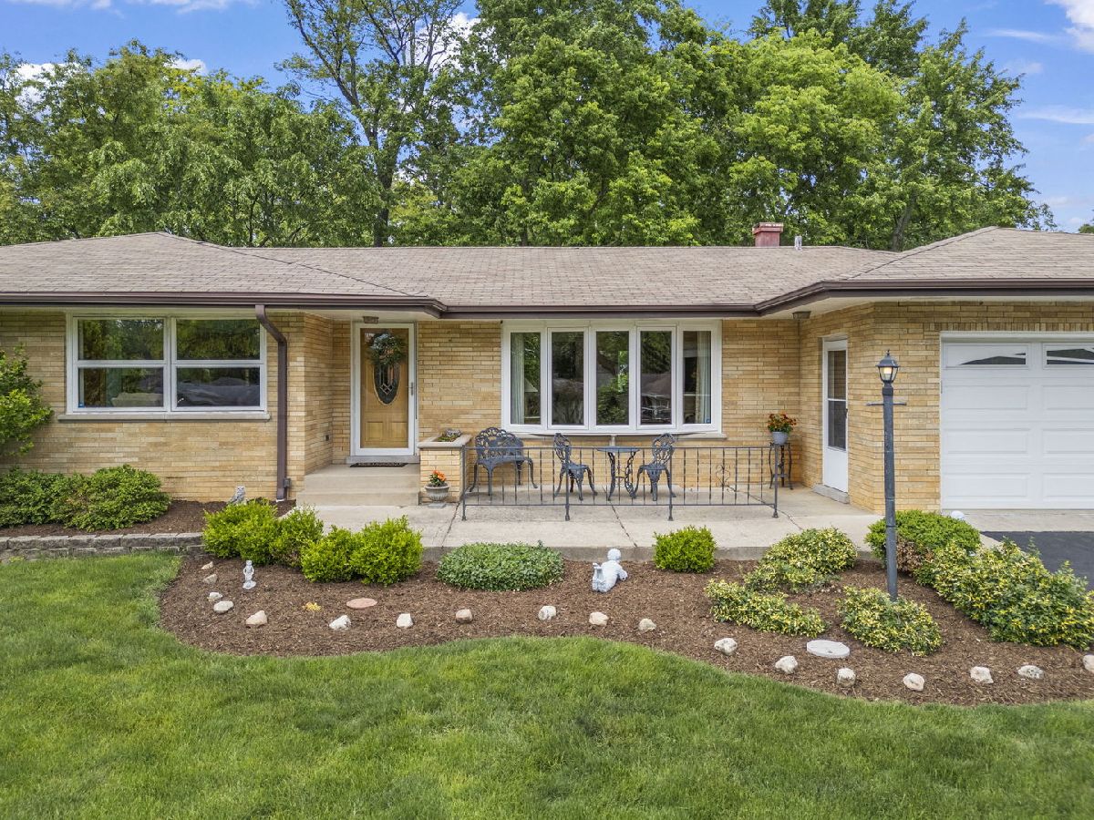 Homes Sold Bruce Lake Downers Grove Illinois, 714 80th