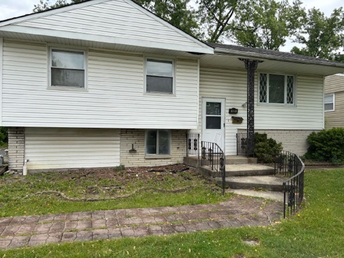  Rented Glenwood Illinois, 101 Walnut