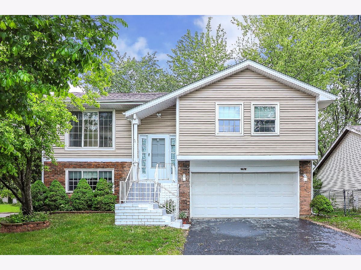 Homes Sold Moon Lake Trails Hoffman Estates Illinois, 1914 Brookside