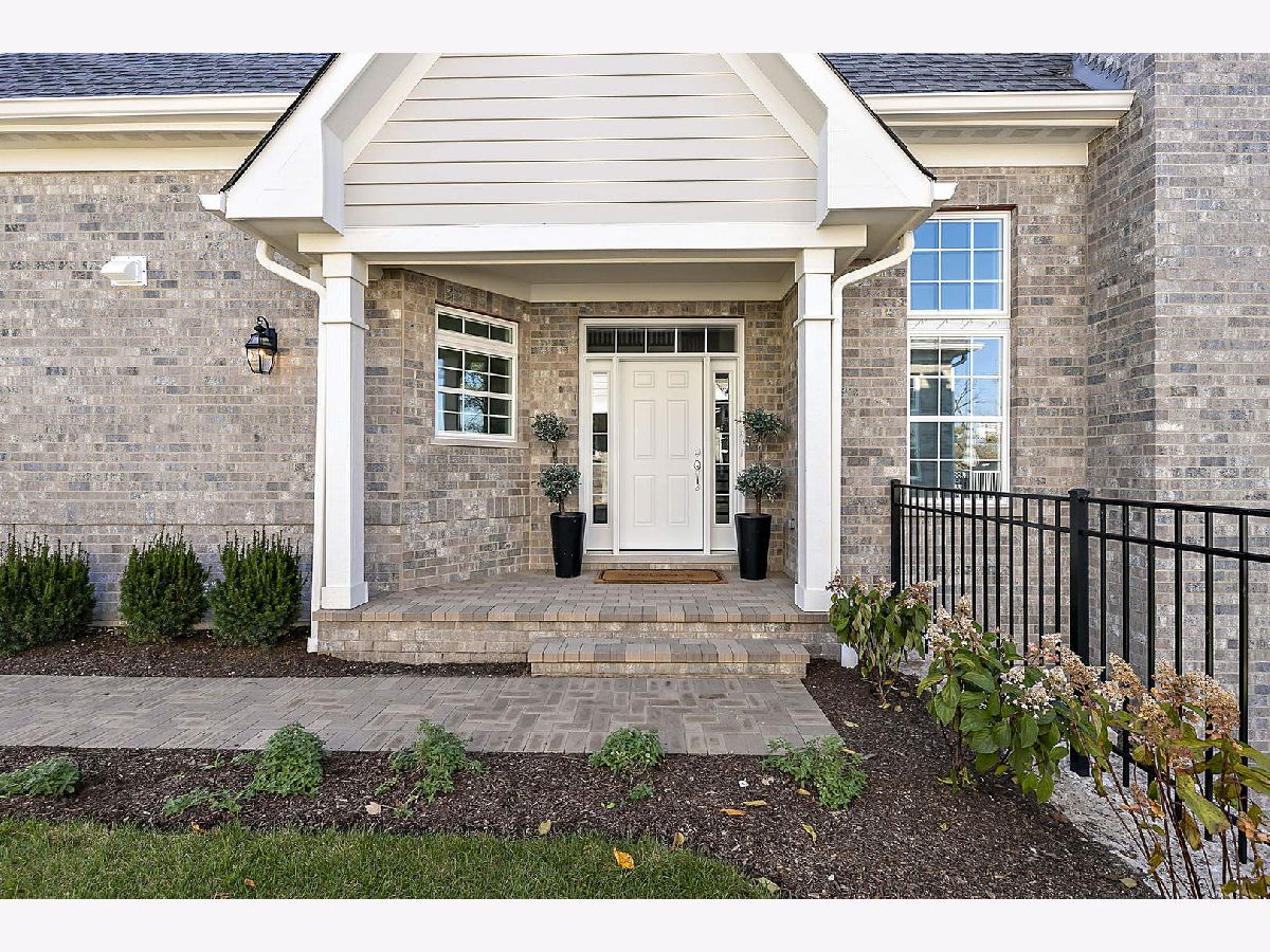  Rented Western Springs Illinois, 6118 Flagg Creek