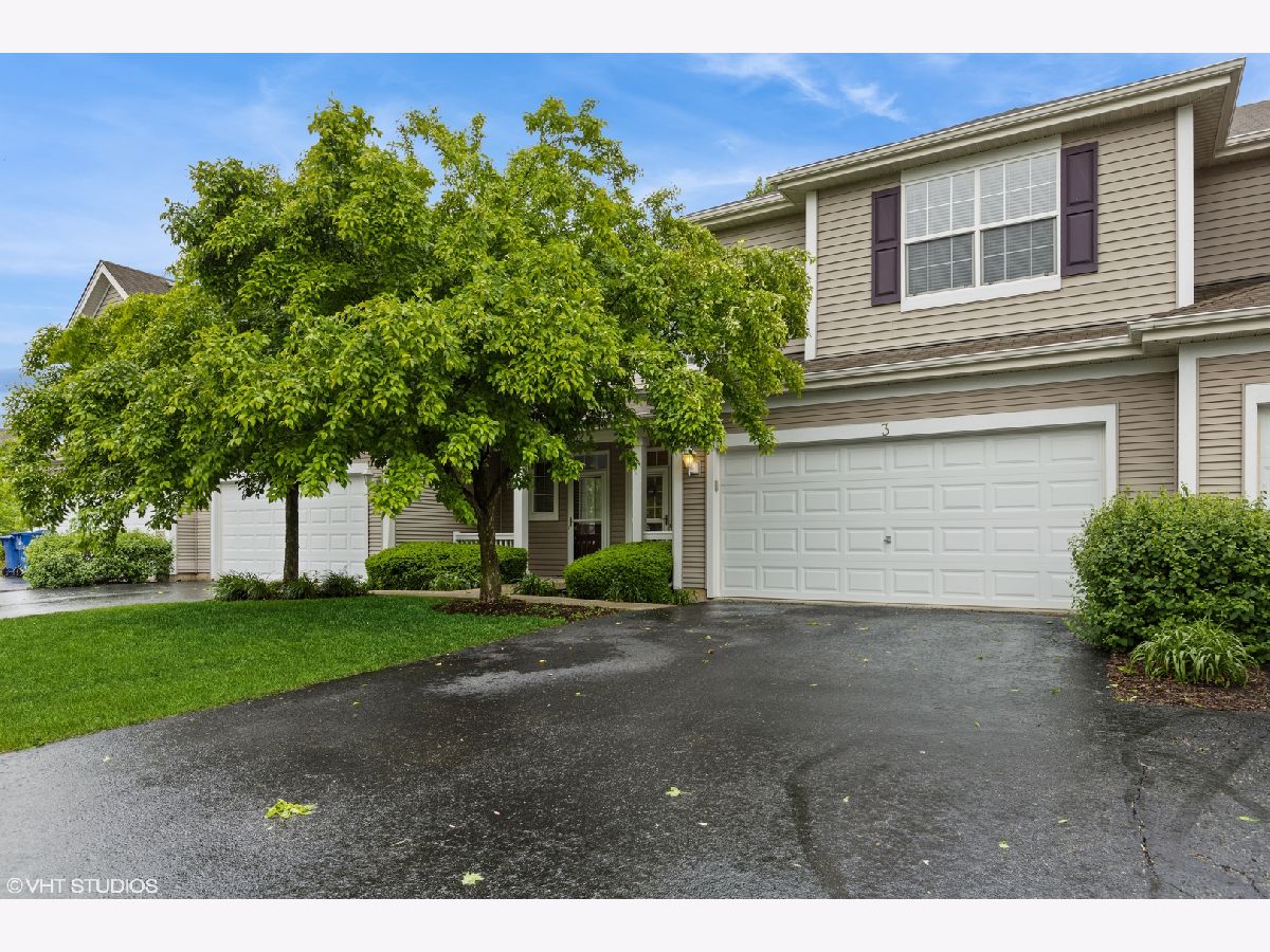 Townhomes & Condos Sold Summit Enclave Dekalb Illinois, 1532 Legacy