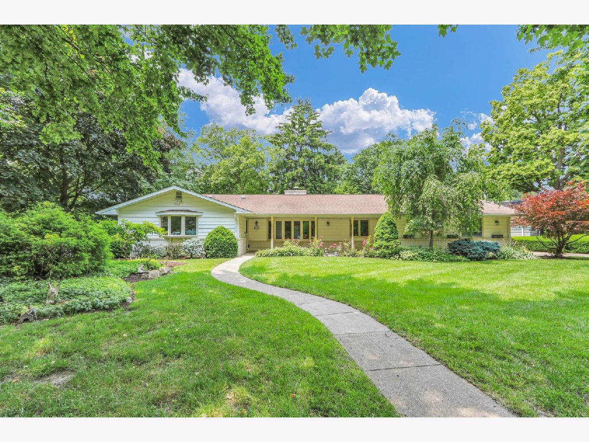 Homes & Condominiums Sold Lincolnshire Fields Champaign Illinois, 1711 Ridge
