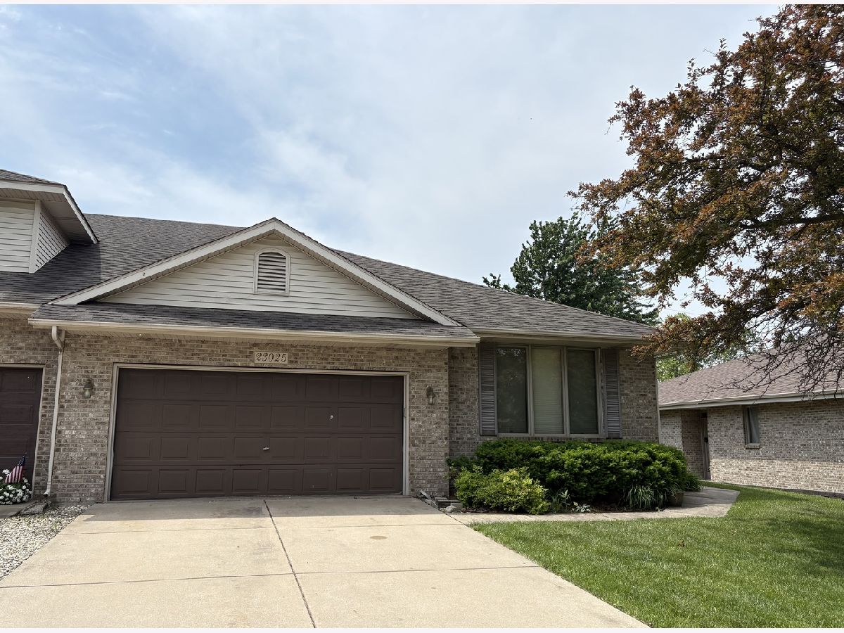  Rented Plainfield Illinois, 23025 Bussey