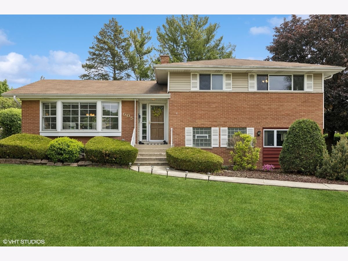 Homes & Townhomes & Condos Sold Lions Park Mount Prospect Illinois, 505 George