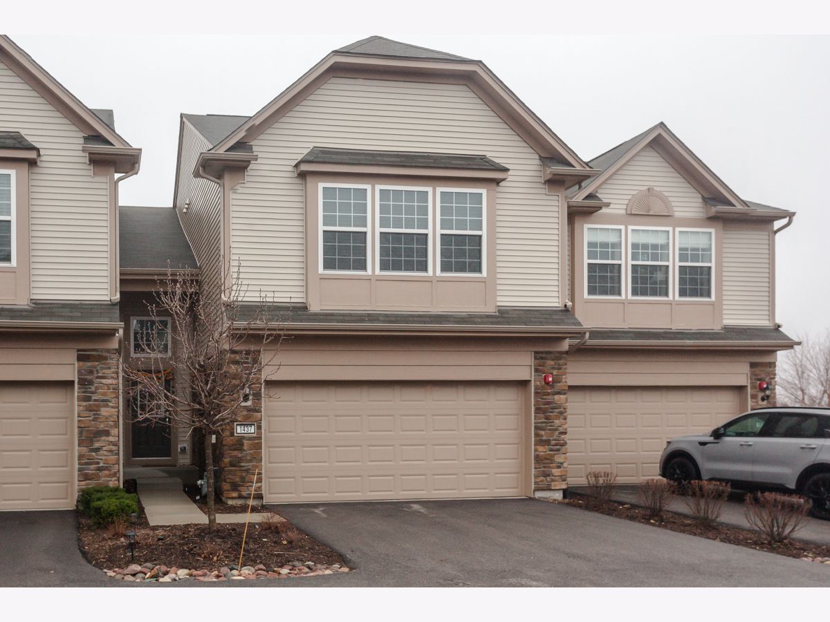  Rented Yorkville Illinois, 1437 Crimson