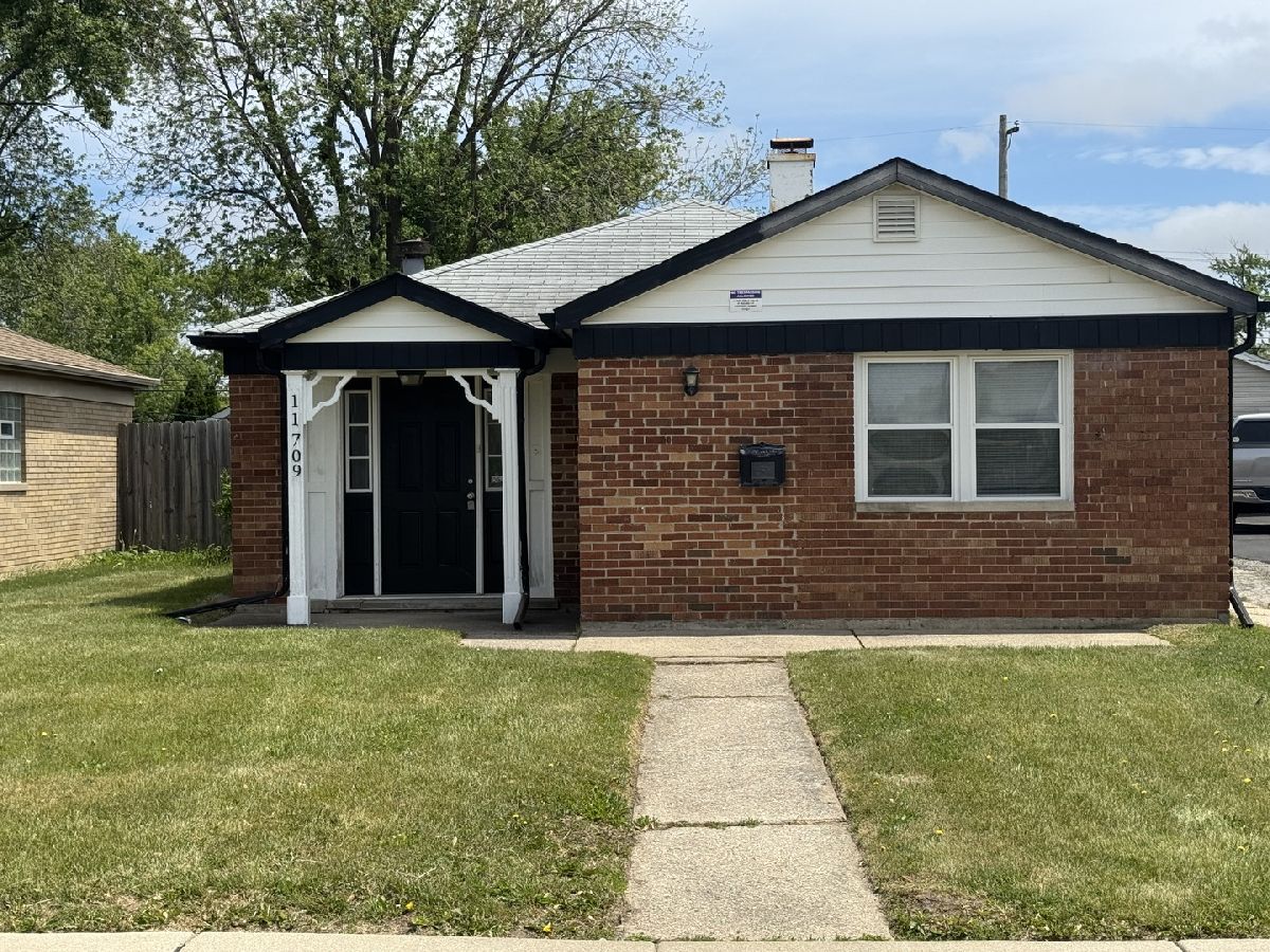  For Sale Merrionette Park Illinois, 11709 Kedzie Avenue