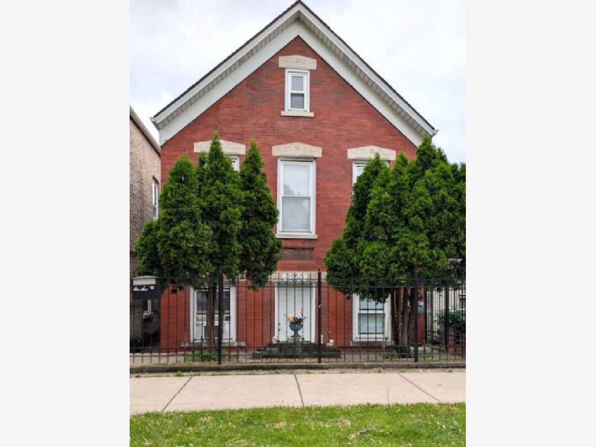 Homes & Condos & Townhomes Sold Little Village Chicago Illinois, 2250 Sacramento
