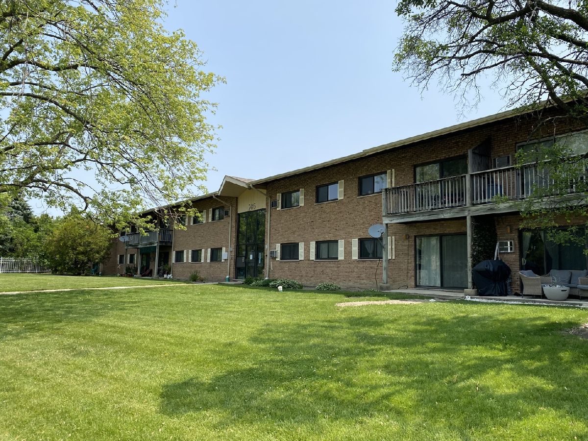 Condominiums Sold Brookdale At Darien Condominiums Darien Illinois, 7413 Brookdale