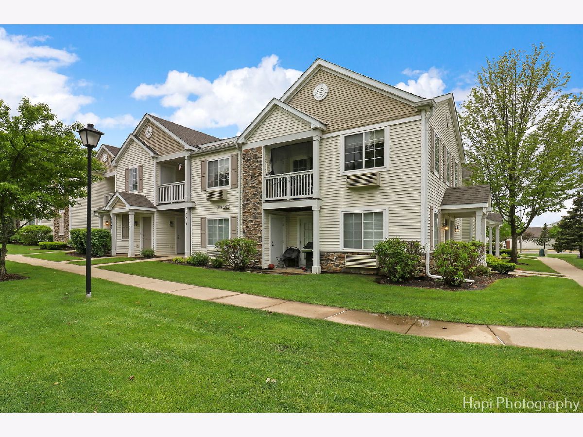  Rented Carpentersville Illinois, 2313 Silverstone