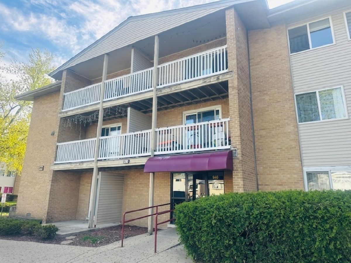 Condominiums Sold Elmdale Condominiums Des Plaines Illinois, 940 Beau