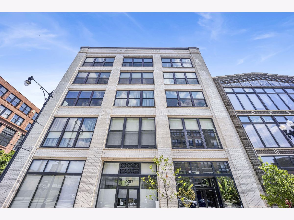 Condos & Townhomes Rented Motor Row Lofts Chicago Illinois, 2303 Michigan