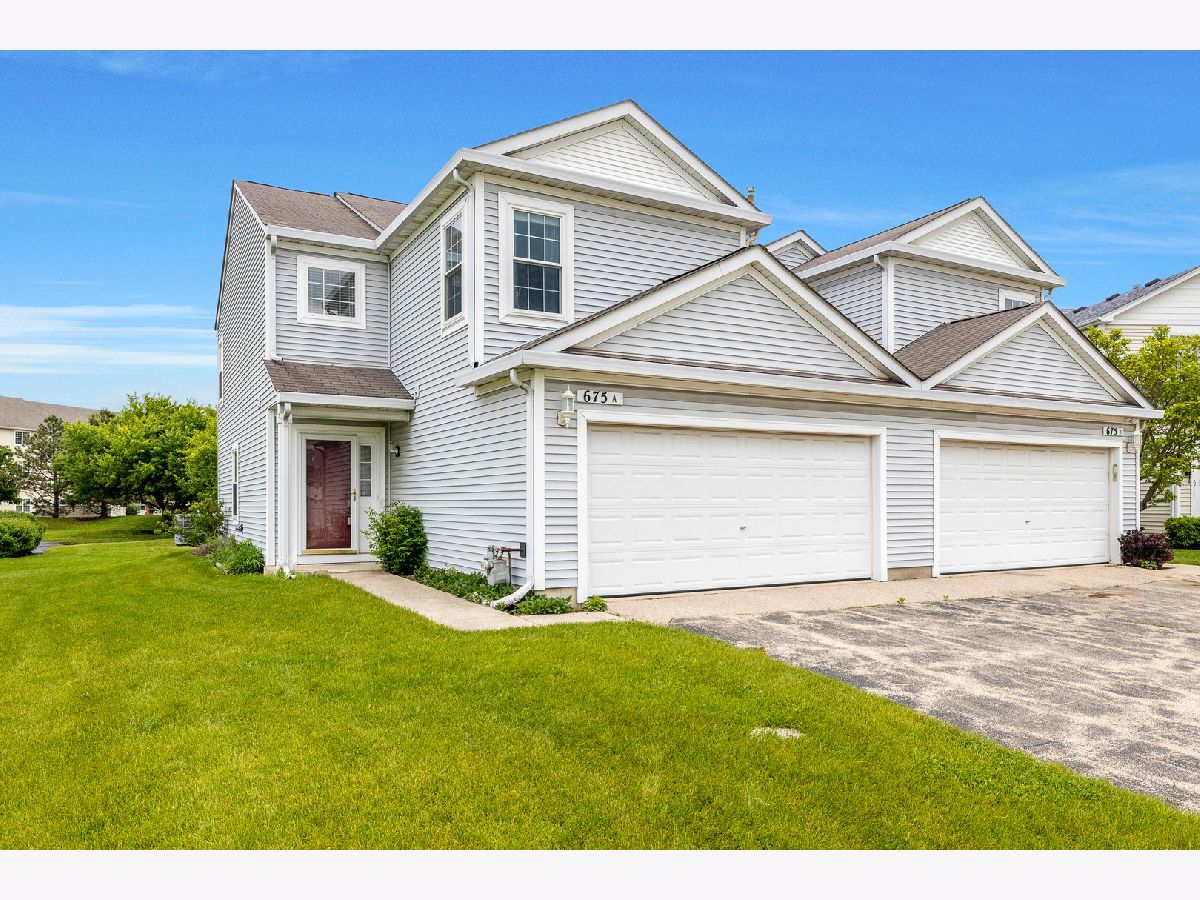 Homes & Townhomes & Condos Sold Heartland Meadows South Elgin Illinois, 675 Fieldcrest
