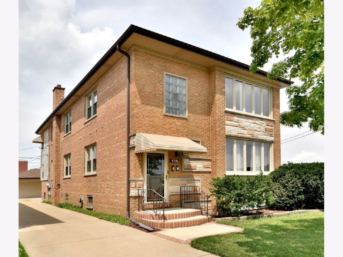  Rented Harwood Heights Illinois, 4536 Nottingham