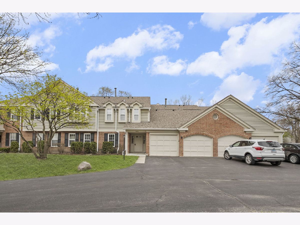 Townhomes & Condos Sold Arlington Club Wheeling Illinois, 1406 Aldgate