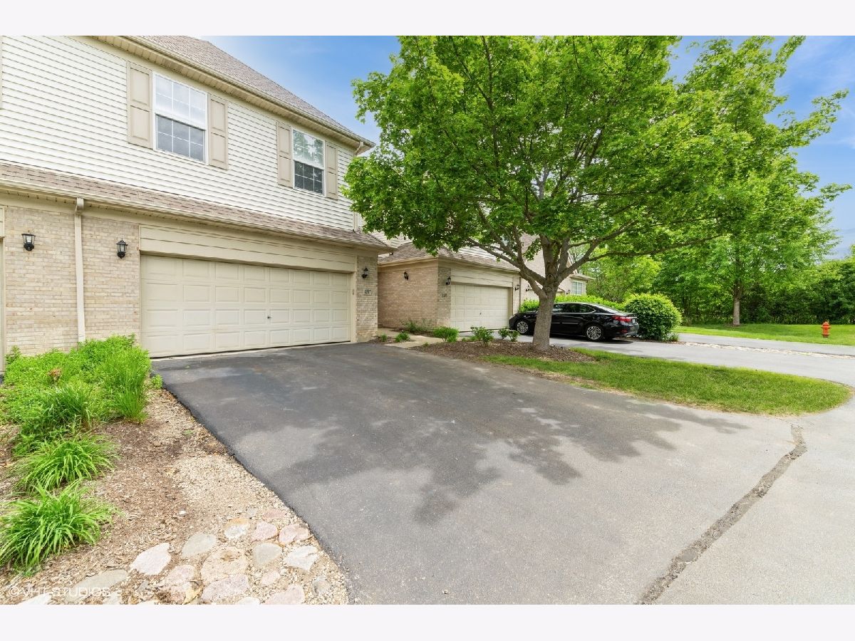 Townhomes & Condos & Homes Sold Princeton West Elgin Illinois, 1237 Bradley