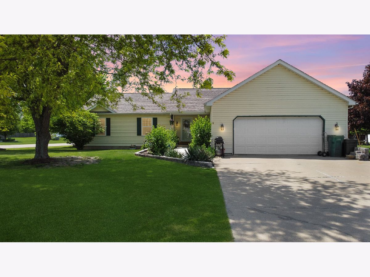  Sold Dalzell Illinois, 223 Anderes
