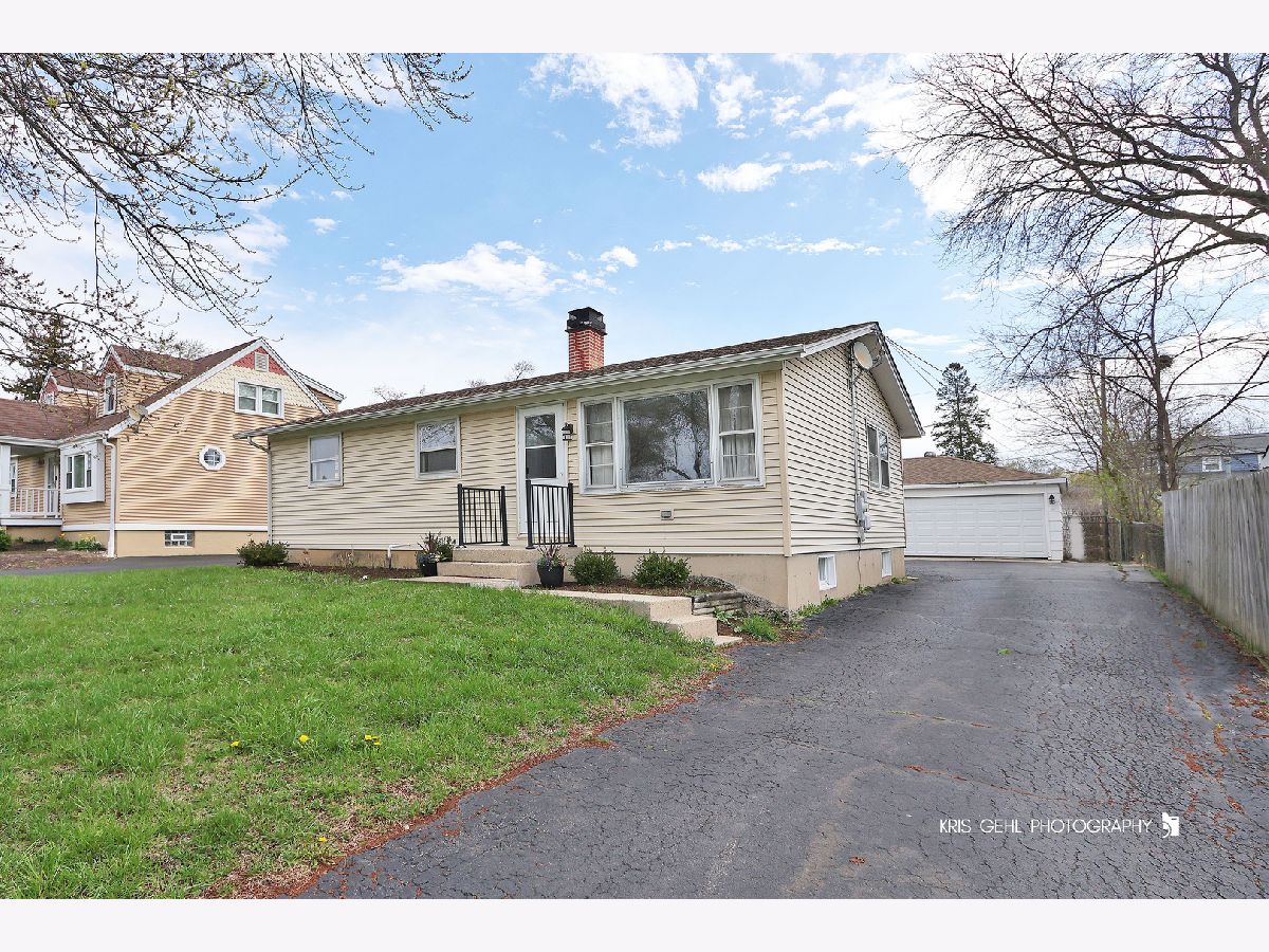 Homes Sold Wildwood Grayslake Illinois, 33219 Sunset